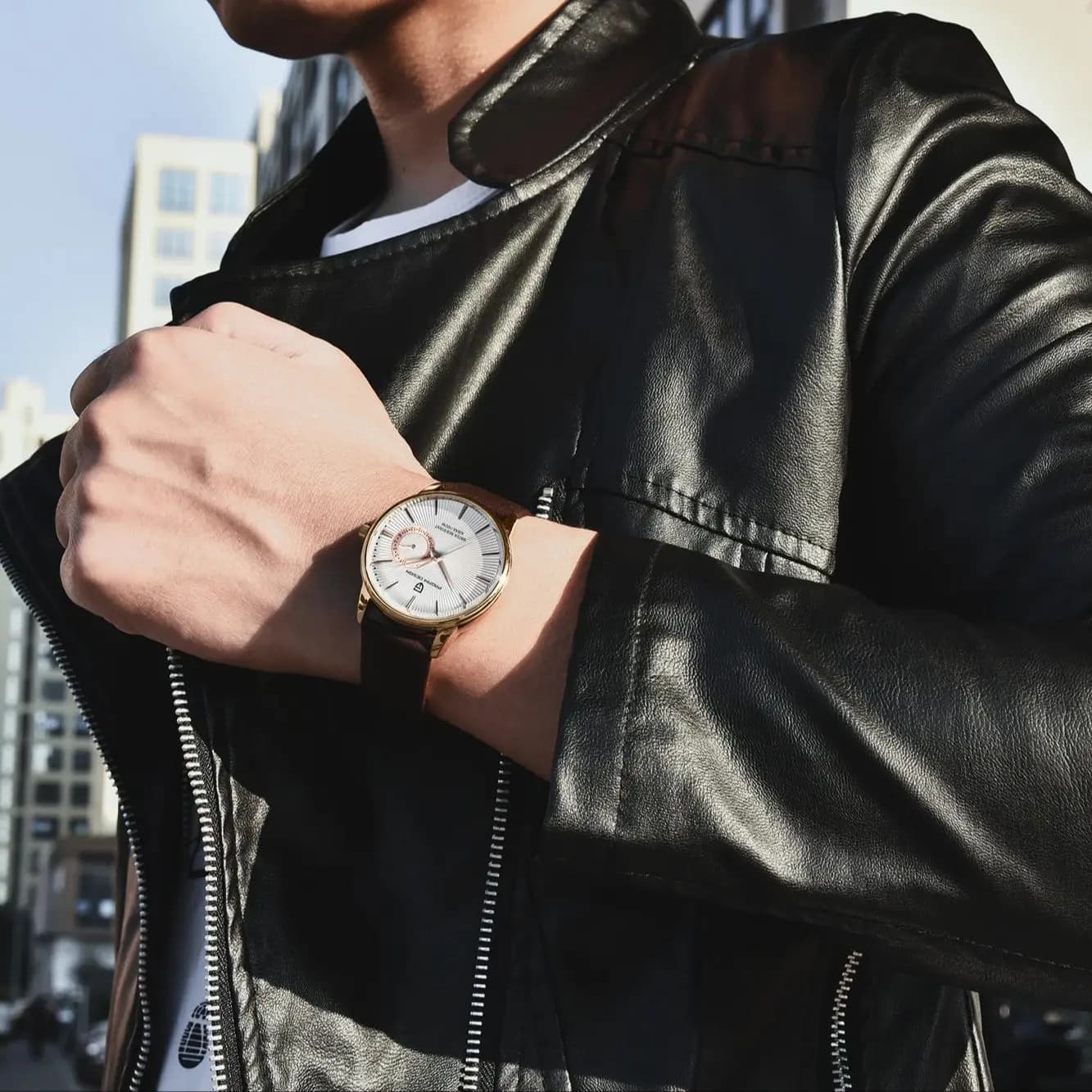 Men's Quartz Watch PAGANI DESIGN, Simple and Elegant Luxury, VH65 Leather Strap, Calendar, Waterproof 10 Bar + Gift Pack