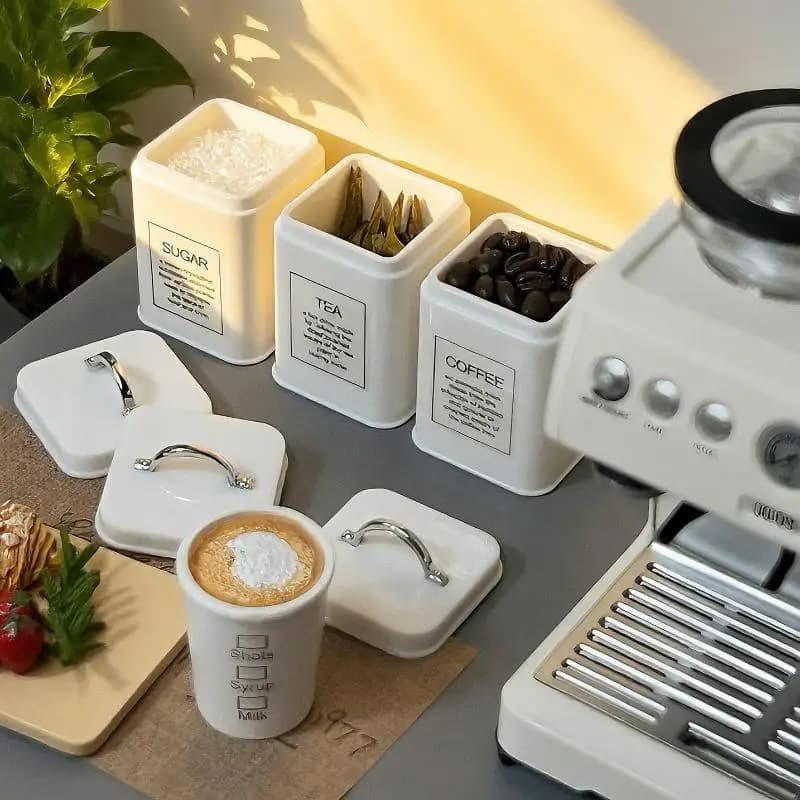 3 contenitori quadrati in plastica per chicchi di caffè in miniatura in scala 1/6 per accessori per bambole, mini contenitori da cucina per giocattoli.