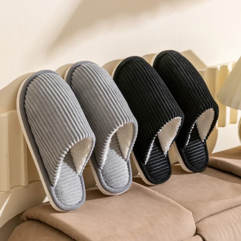 Pantofole da uomo in peluche calde invernali Scarpe morbide antiscivolo Comfort Tacco piatto Pantofole da coppia per camera da letto interna per scarpe da casa in autunno