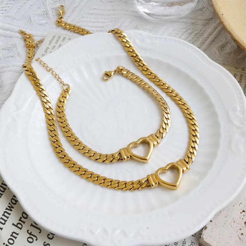 Collana a catena a forma di cuore Ramos/bracciale in acciaio inossidabile per donna collana impermeabile con colletto piatto con struttura in metallo di moda Girlf
