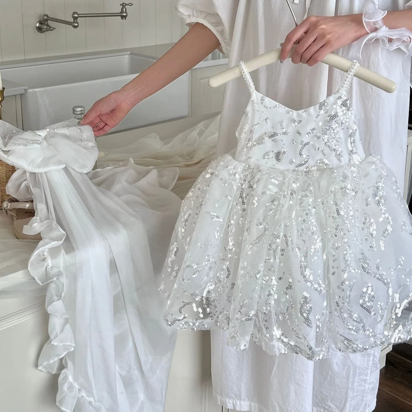 25 Abito estivo con cinturino per ragazze nuovo Abito da principessa dolce e carino alla moda Abito semplice ed elegante