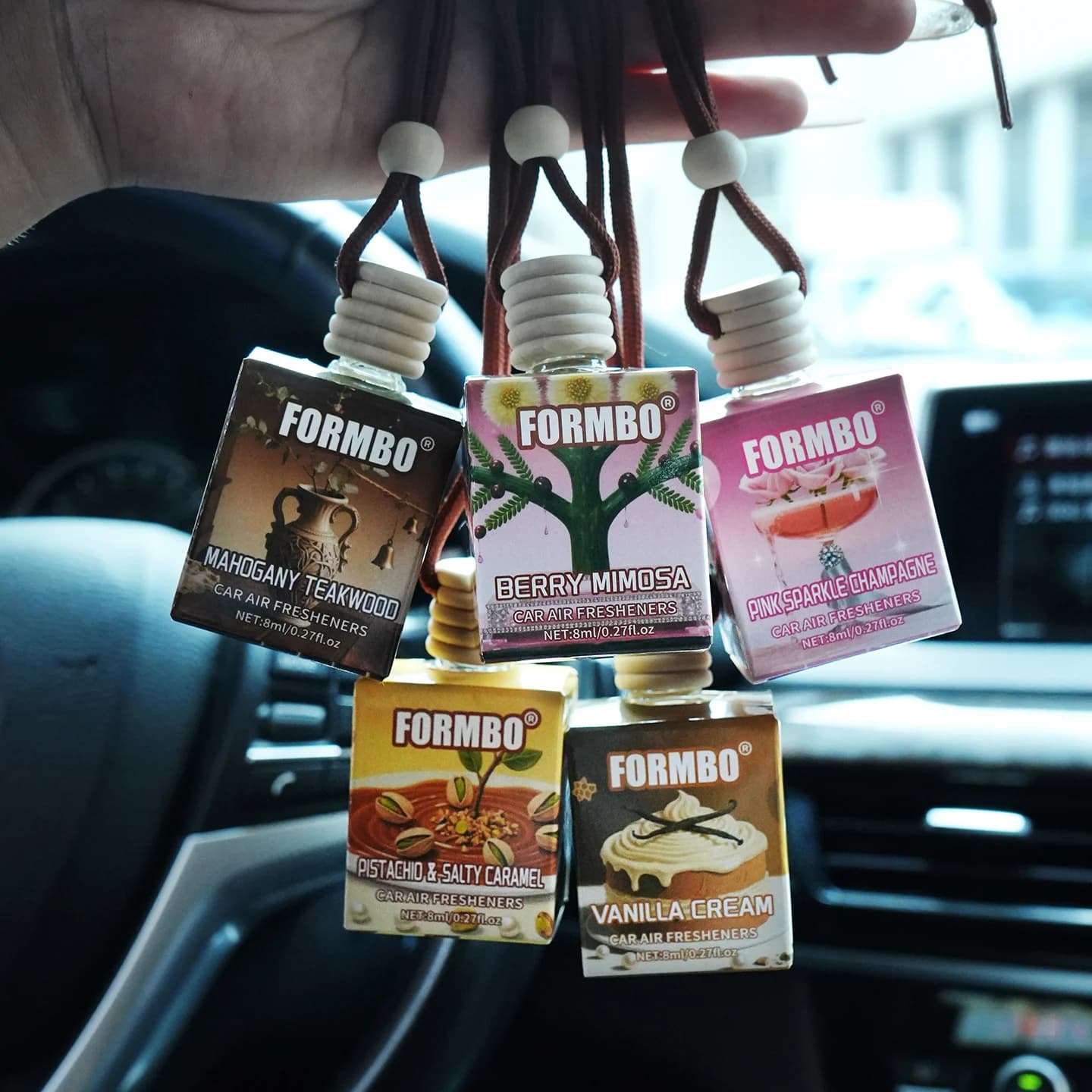 Perfume for car, fragrance of fresh flowers, charming and lasting fragrance, fragrance used for interior decoration, deodorant for long-acting environments