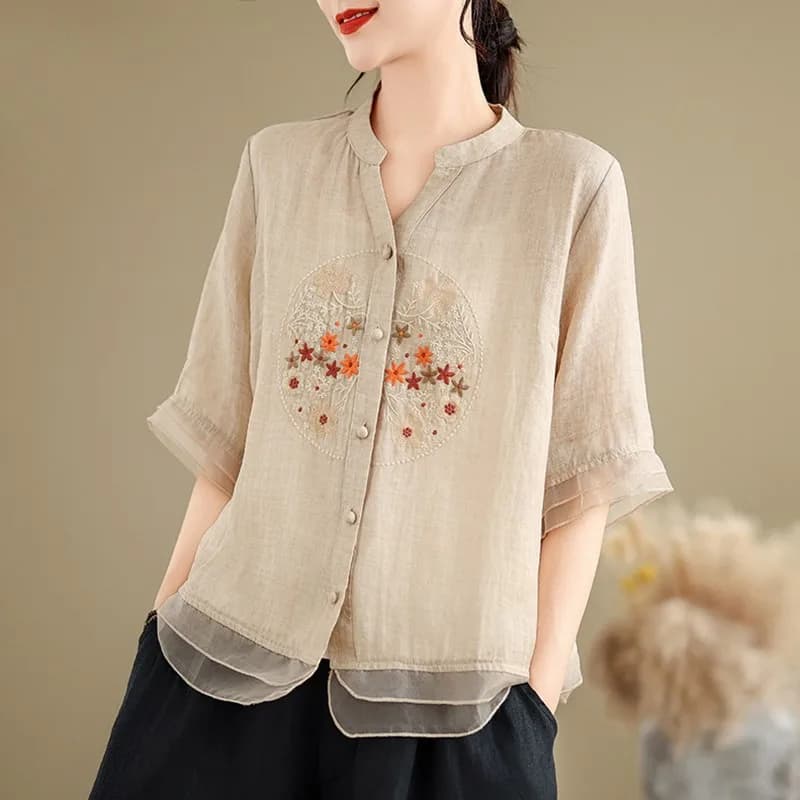 Camicia casual estiva da donna di nuovo arrivo Camicie a mezza manica femminile allentate con ricamo floreale con scollo a V stile vintage