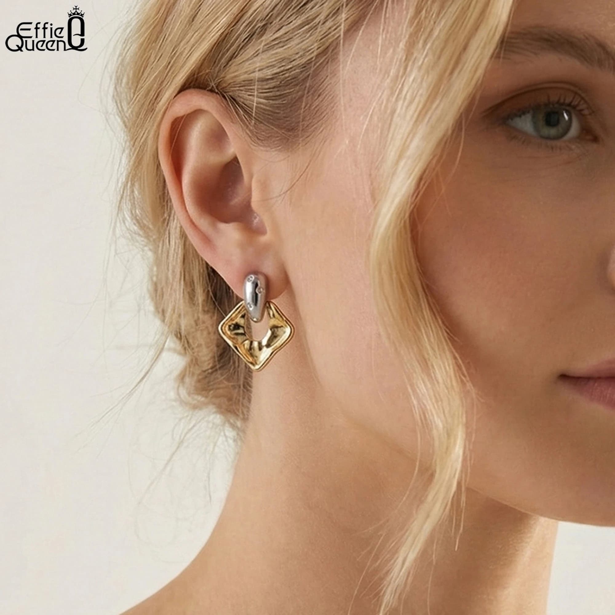 Orecchini pendenti Effie Queen in acciaio inossidabile con zirconi taglio rotondo in oro 18 carati, gioielli semplici per donne, regalo per compleanni e banchetti STKE21