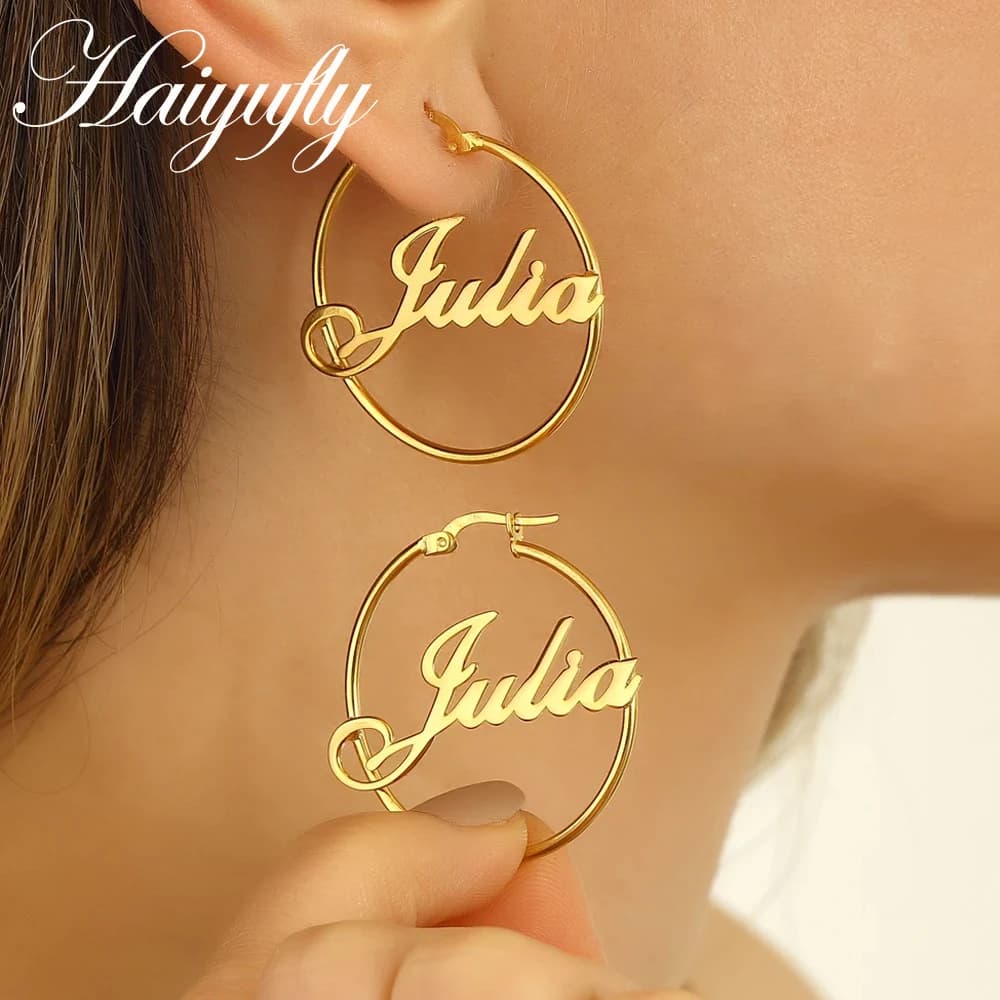 Haiyufly Orecchini con nome personalizzato personalizzato per donne Ragazze Orecchini a cerchio in acciaio inossidabile Madre Bambini Regalo di gioielli di Natale