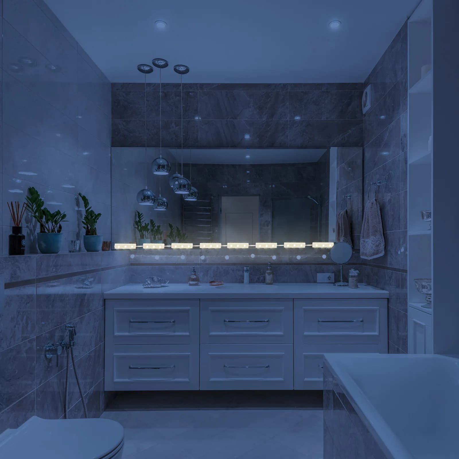Set of LED Lights for Makeup Mirror, 14 LED Dimmable, Shiny Lighting for Makeup, Easy Application Wall decal for Toiletry Mirror