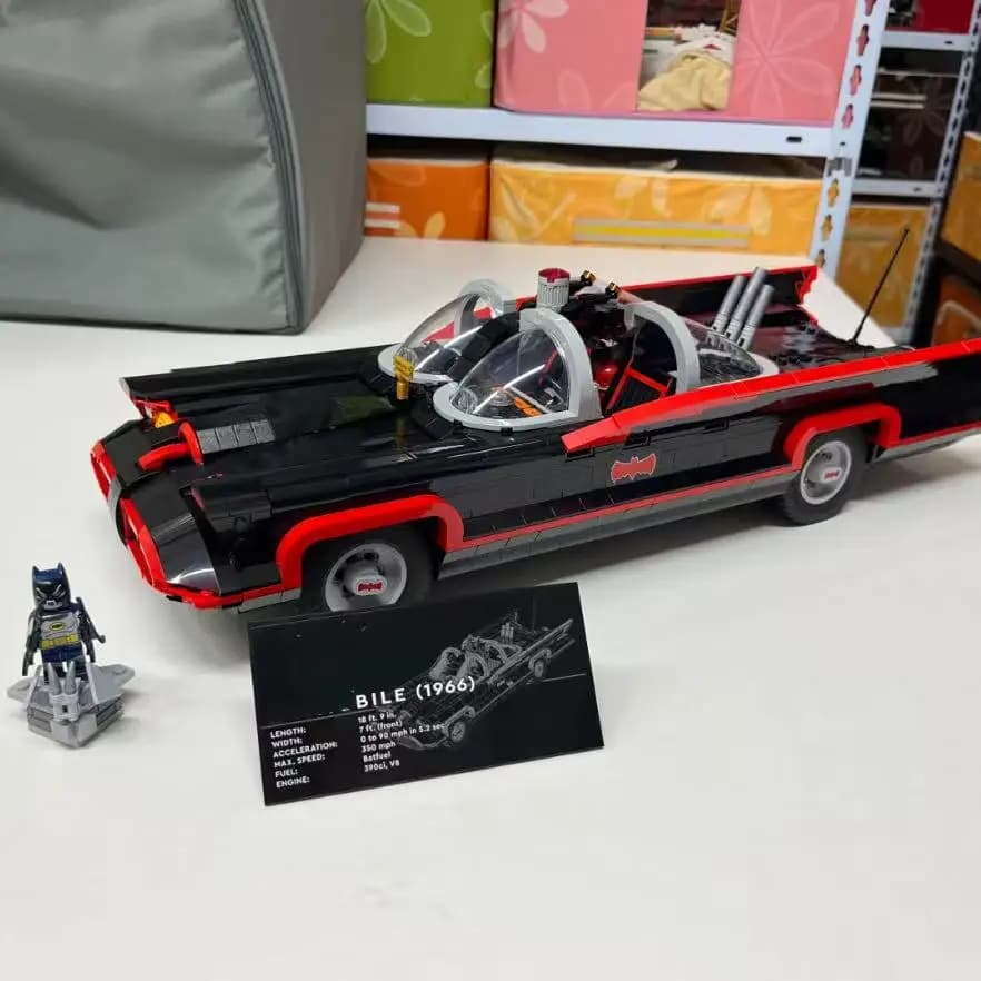 2026 Icons 1822 Pieces Bat Classic TV Series: Batmobile Puzzle Assembly Building Block Toy Gift, Compatible with LEGO