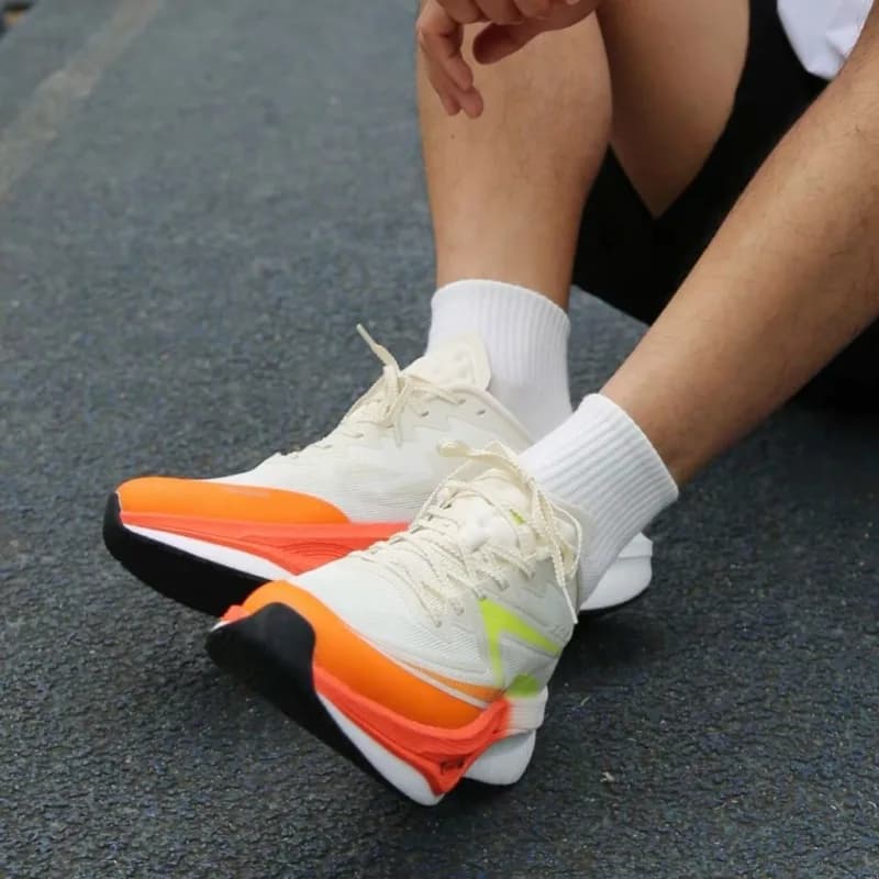 Trend 2026 Running Shoes with Carbon Plate, Unisex Sport Shoes for Men and Women, Ideal for Walking and Jogging