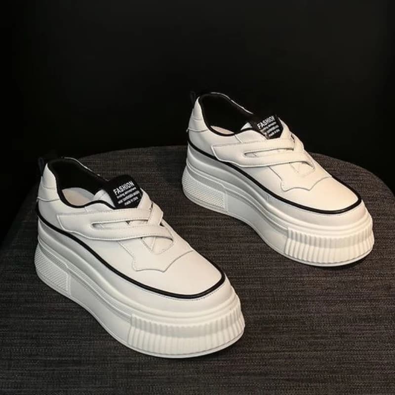2025 Bestseller Scarpe da tavolo casual bianche da donna in stile coreano Suola con plateau Altezza nascosta Boost Cinturino in velcro resistente antiscivolo