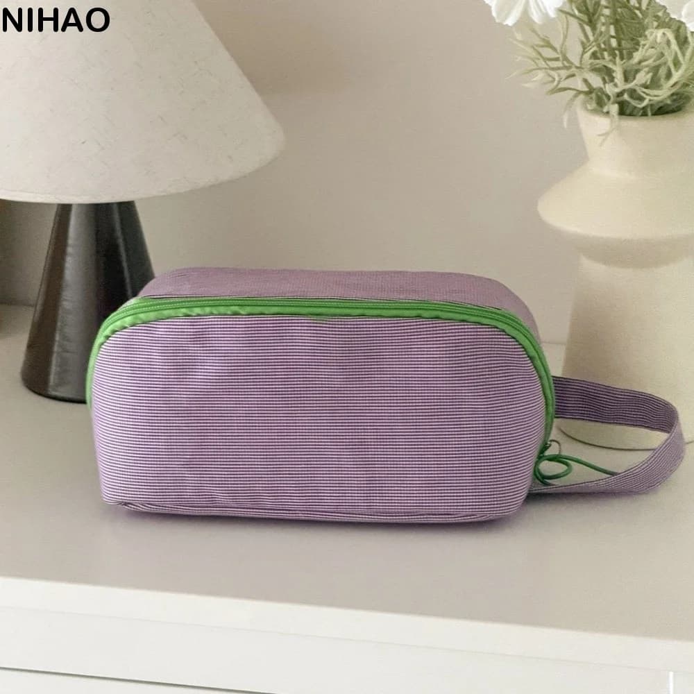 Pillow Shaped Travel Cosmetic Bag Large Capacity Multi-functional Makeup Organizer Bag Plaid Checkered Large Opening