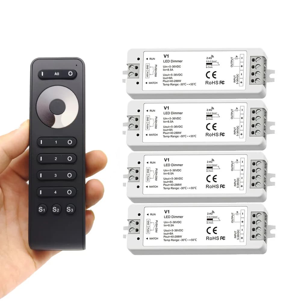 Dimmer LED V1 a 4 zone DC 5V 12V 24V 36V Interruttore a pulsante Dimmer RF 2.4G RS1 Telecomando wireless per striscia LED monocolore