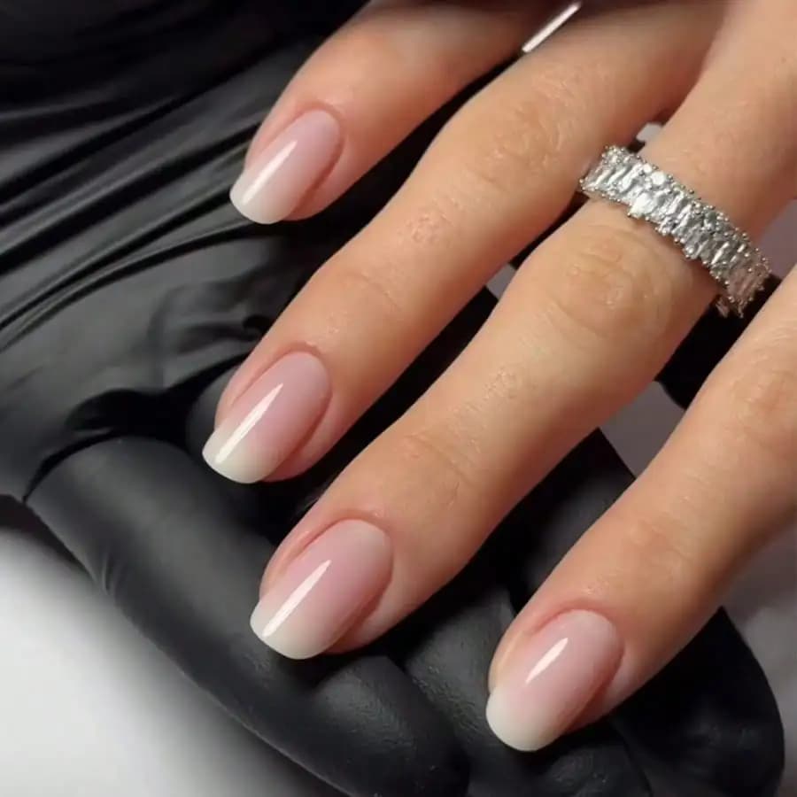 Polvere per unghie con effetto sfumato, set di 24 unghie finte rimovibili per nail art.