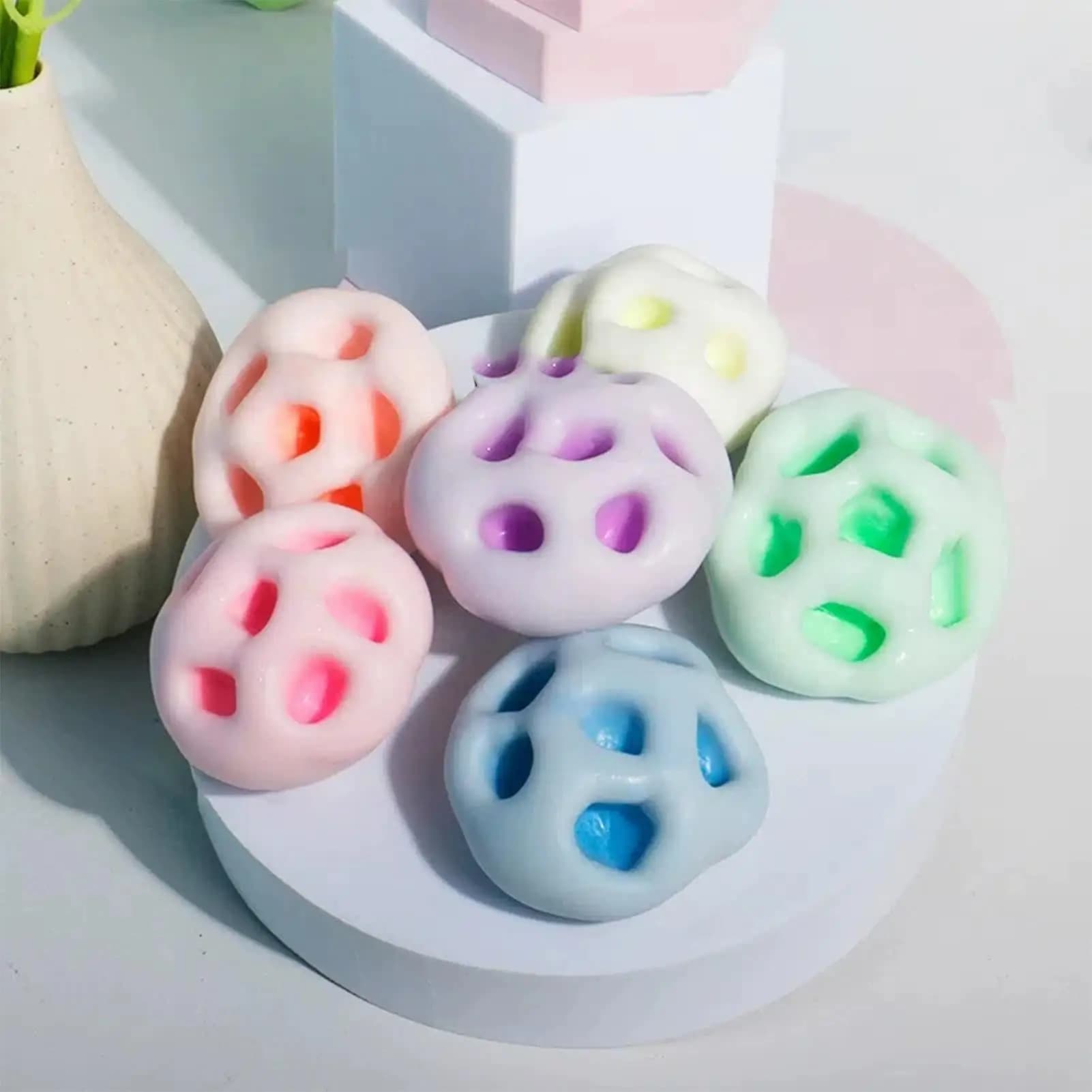 Pallina Antistress Realistica Effetto Mochi, Morbida e Sensoriale, Giocattolo Antistress a Lenta Risposta per Autismo, Giocattolo da Spremere per Adulti e Bambini, Natale