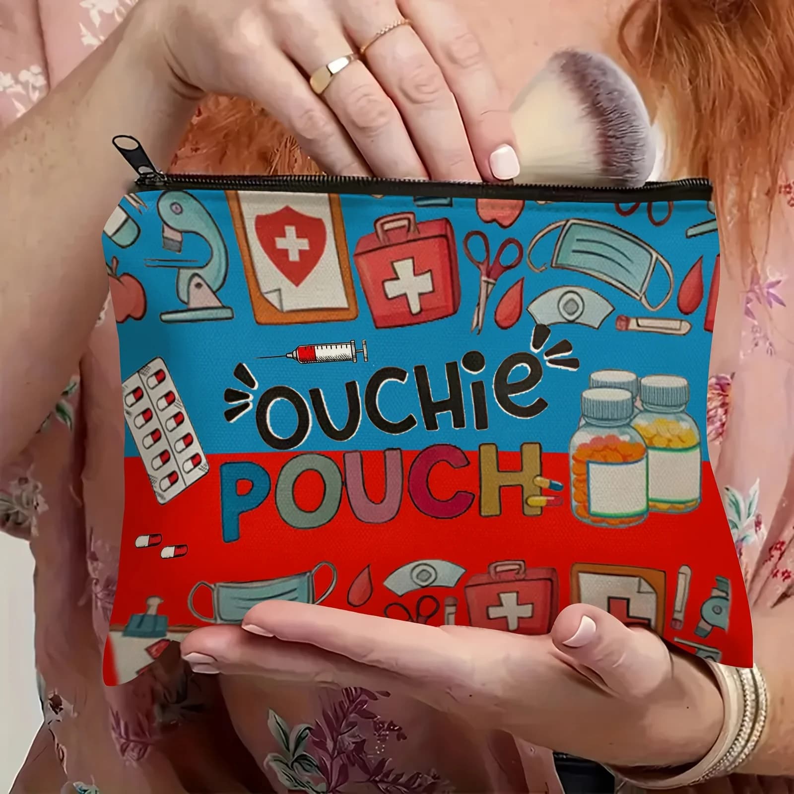 Borsa da toilette da donna Kit di pronto soccorso "Boo" alla moda - Borsa da viaggio medica compatta con borsa per medicinali stampata con cerniera