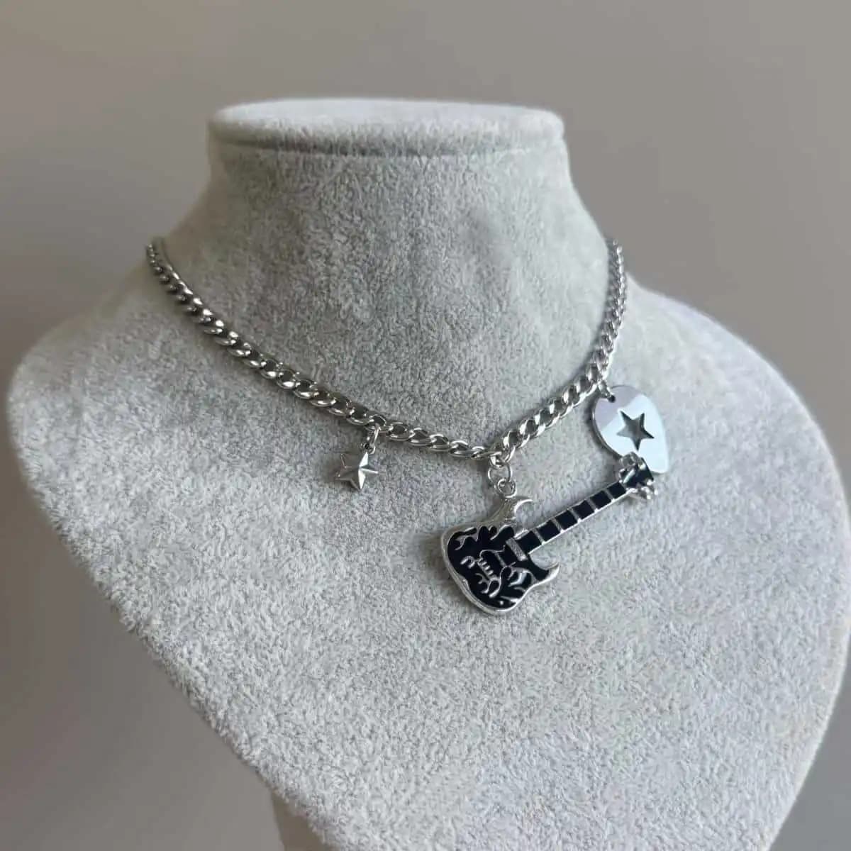 Collana con Ciondolo a Forma di Plettro per Chitarra in Acciaio Inossidabile, Gioielli Punk per Amanti della Musica Rock, per Uomini e Donne