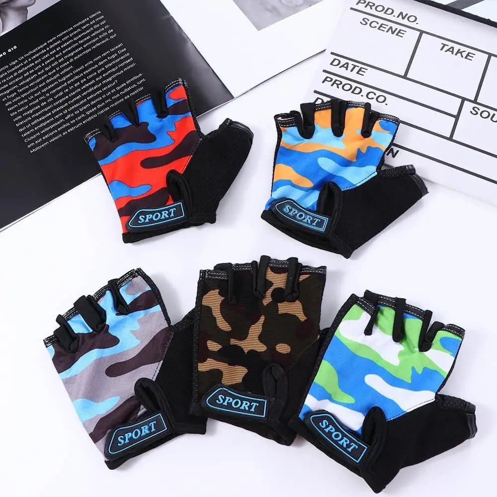 Breathable Anti-Sweeping Mimetic Bike Gloves for Elastic Skating Equipment Horse Riding Equipment Children's Cycling Gloves with Half fingers