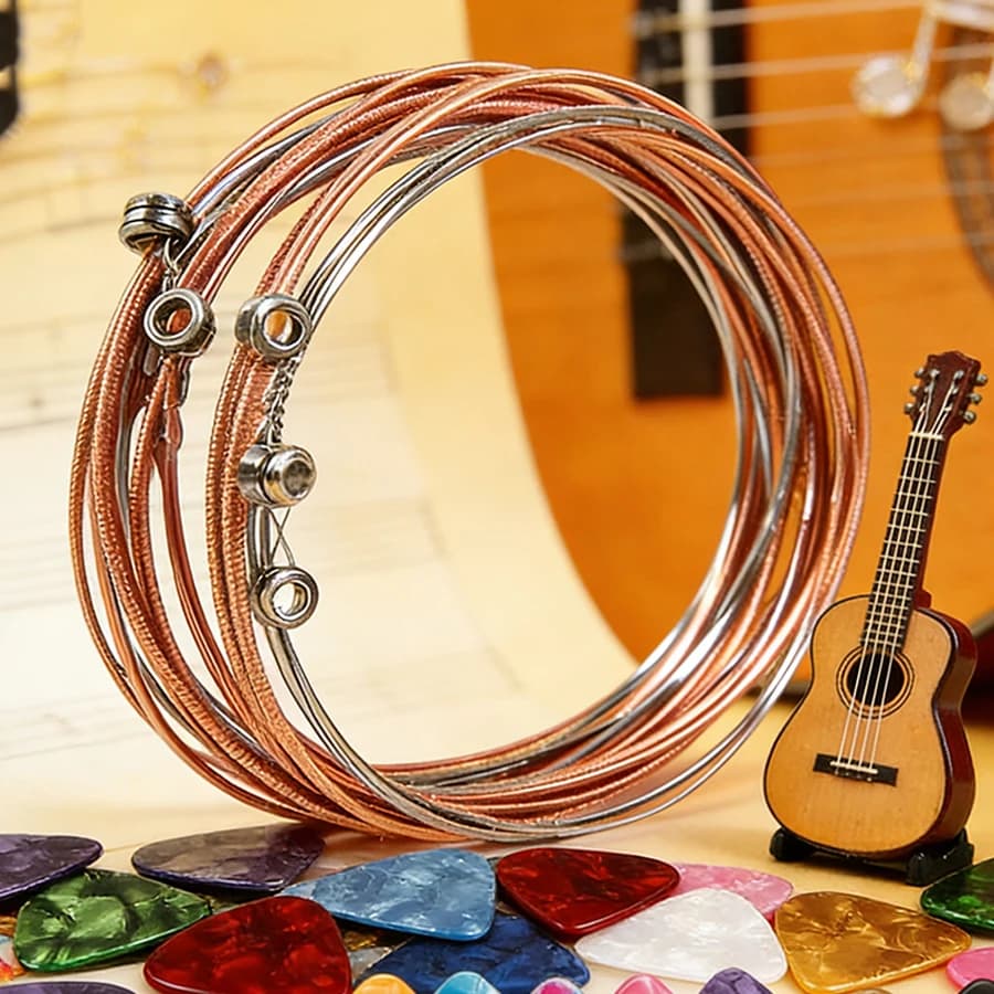 6 corde per chitarra acustica in rame rosso + 5 plettri da 0,5 mm | Universale per chitarre folk e in legno (G1-G2)