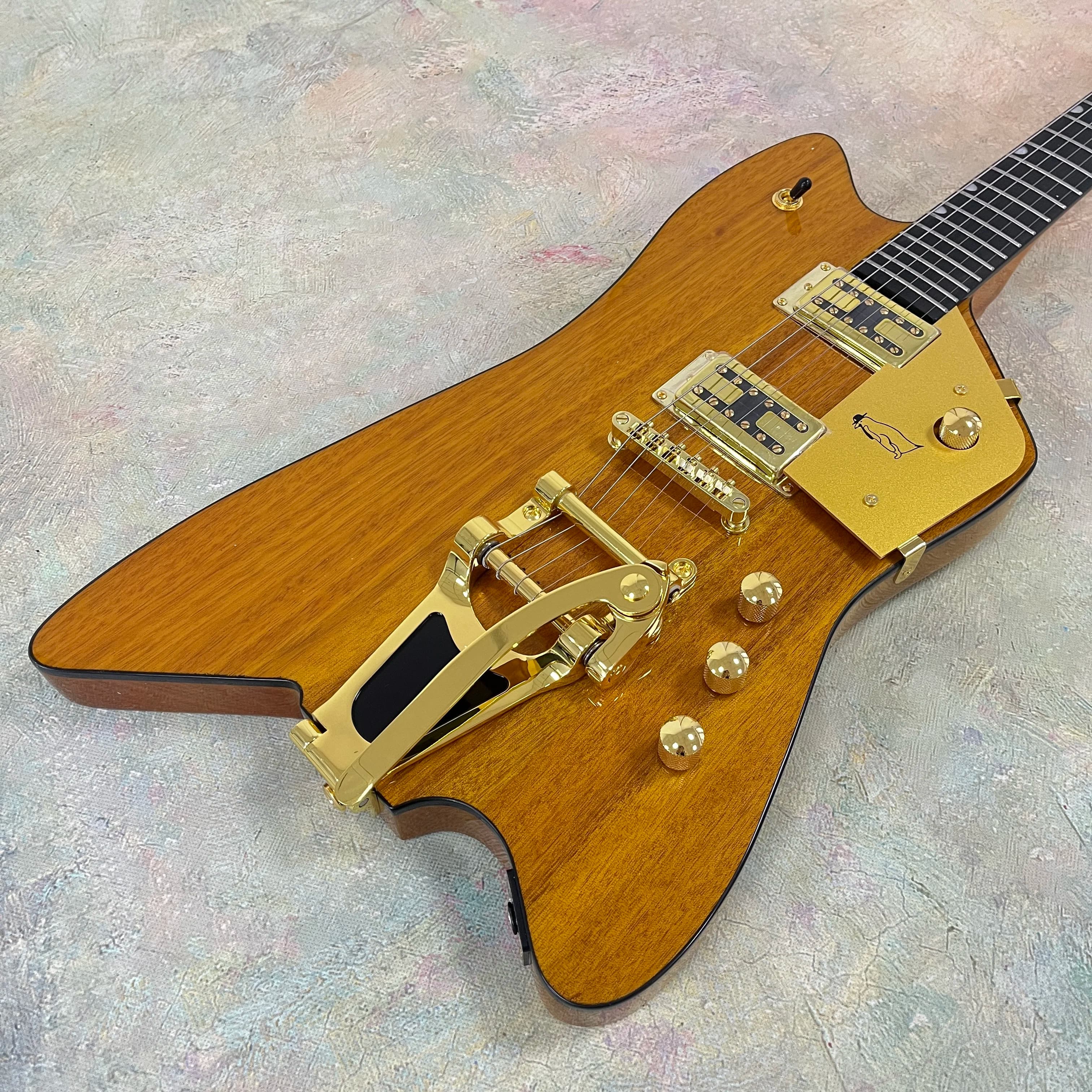 Chitarra Elettrica Billy-Bo Jupiter Thunderbird G6199 in Legno Naturale - Regalo a Tema Chitarra Elettrica - Spedizione Gratuita dal Magazzino USA