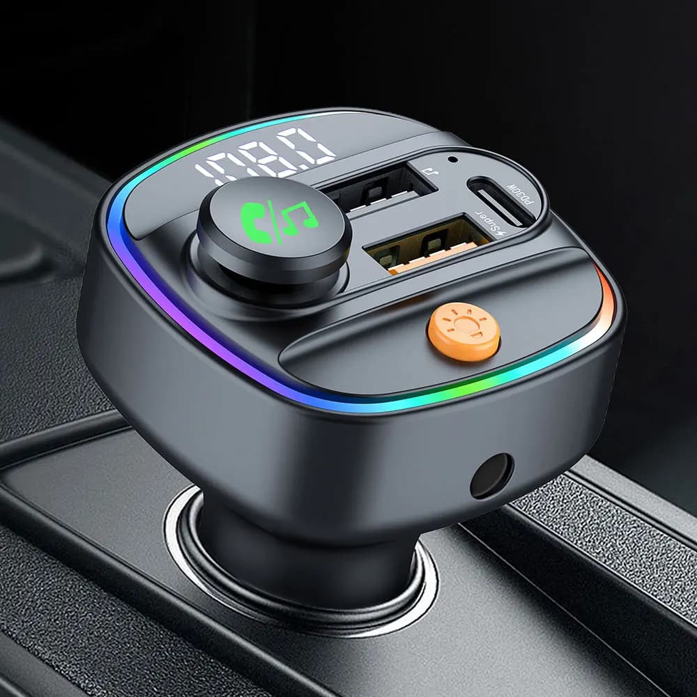 Trasmettitore FM Bluetooth 5.4 Vivavoce per auto Modulatore radio AUX Lettore MP3 con adattatore di ricarica rapida 22,5 W e PD30 W Accessori per auto