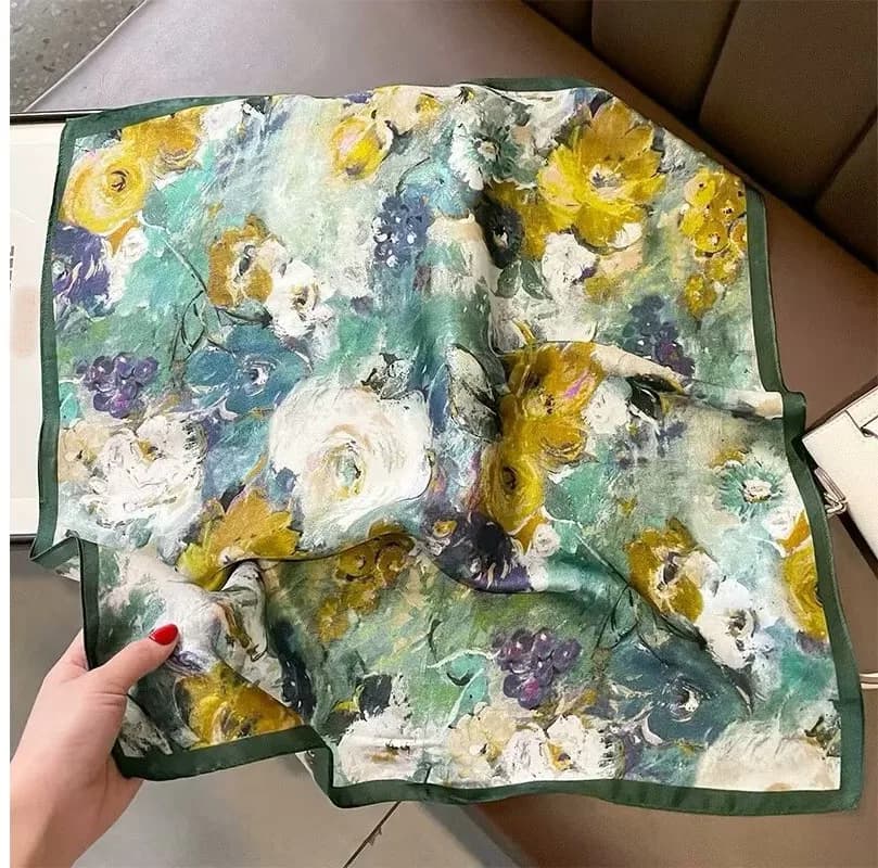 70CM 100% Mulberry Silk Square Scarf, Fashionable Floral Print, Luxurious Women's Satin Scarf, Headscarf, Bandana Headband,Shawl
