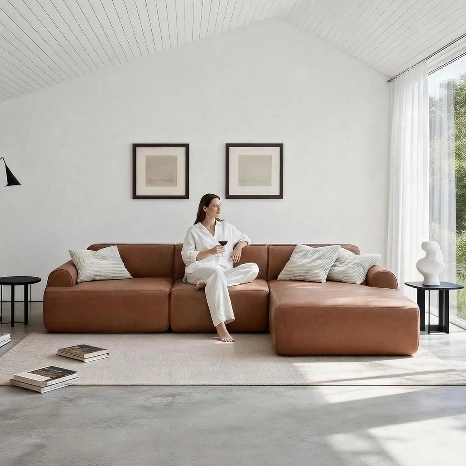 Divano Sezionale Modulare in Ecopelle da 105 Pollici, Seduta Profonda a L, con Rivestimento Rimovibile e Lavabile, per Soggiorno, 3 Posti + Chaise Longue Destra