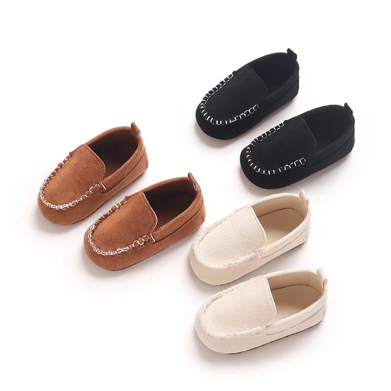 Fashionable Spring and Autumn 0-18M Newborn Bean Shoes with Soft Bottom That Don't Fall Off, Casual Baby Shoes for Learning