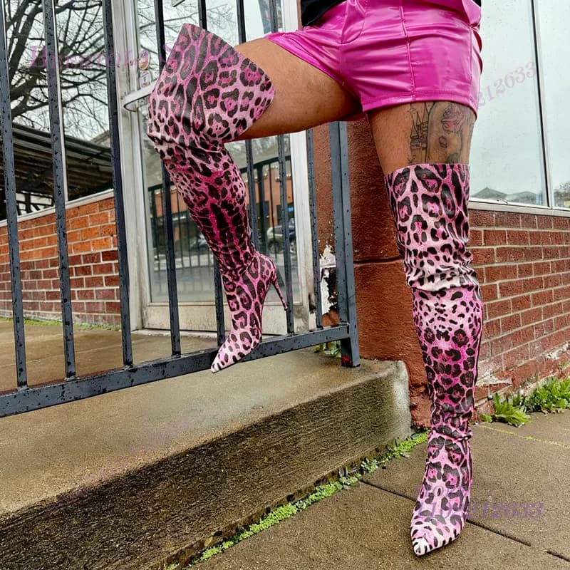 Stivali alti alla coscia in pelle verniciata con stampa leopardata viola rosato Donna Punta a punta Tacchi con zip marrone Scarpe larghe per ragazze invernali