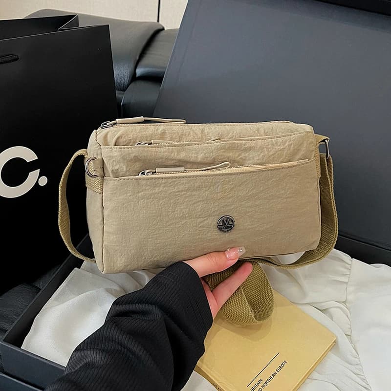 Borsa a tracolla da donna: la nuova borsa a tracolla in tela alla moda, versatile e alla moda, leggera e spaziosa, caratterizzata