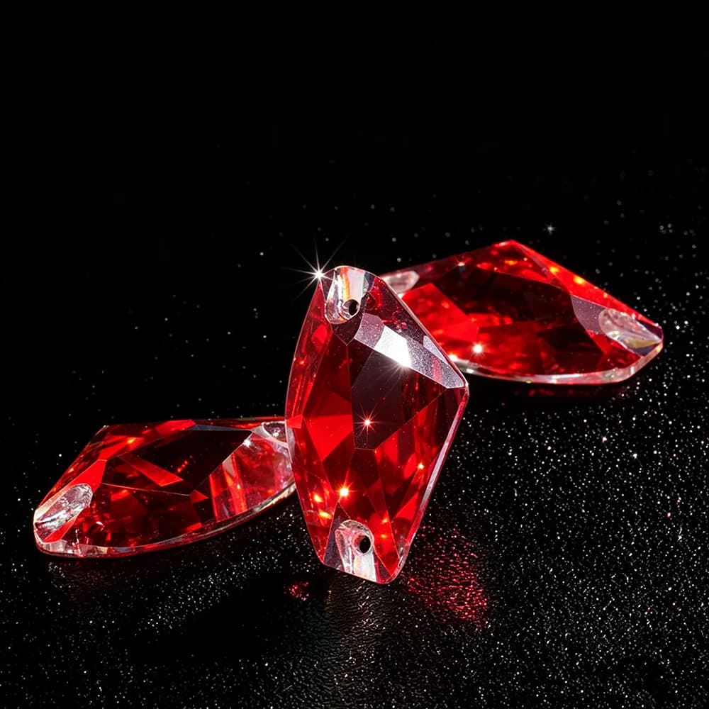 Strass in Vetro K9 Siam Chiaro con Fondo Piatto, Cristalli da Cucire per Abiti, Vestiti, Borse e Accessori per Cucito