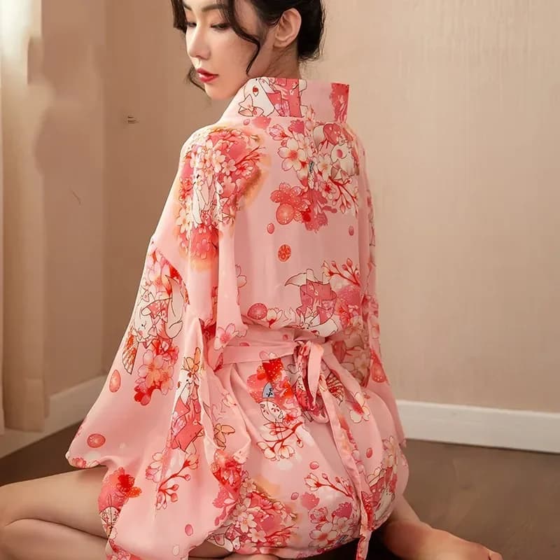 Kimono giapponese sexy da donna Accappatoio con stampa floreale Mini Yukata Haori Camicia da notte Intimo Lingerie Tunica in chiffon Kimono Uniforme