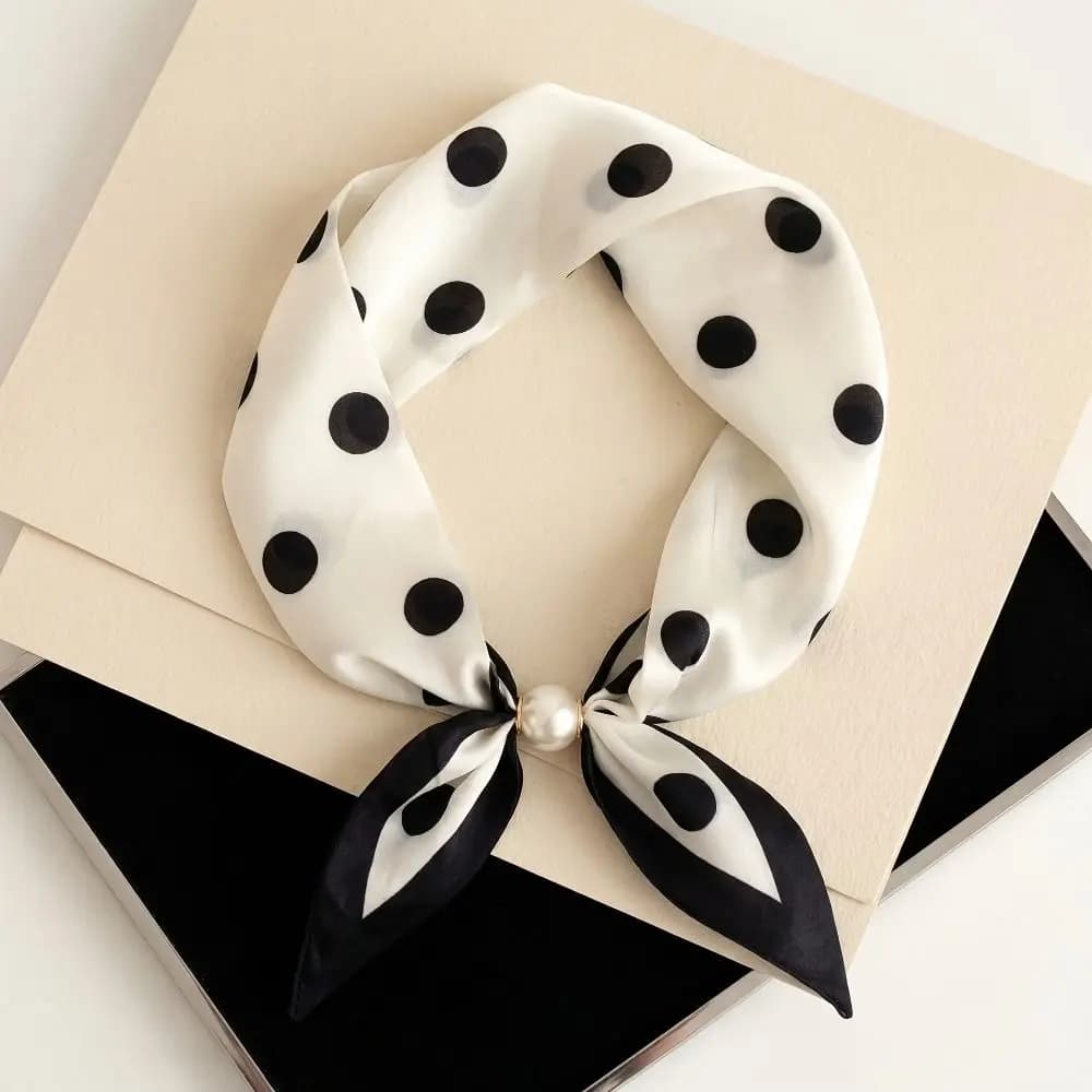 Neck Protection Versatile Magnetic Scarf Lightweight Soft Cotton Square Scarf Magnetic Buckle Polka Dot Scarf Women Fashion