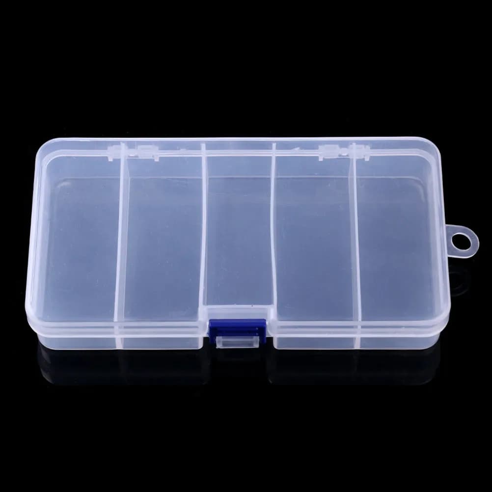 Portable fishing gear box with 5 compartments, shock-resistant transparent plastic bait container, compact and lightweight for fishing gear