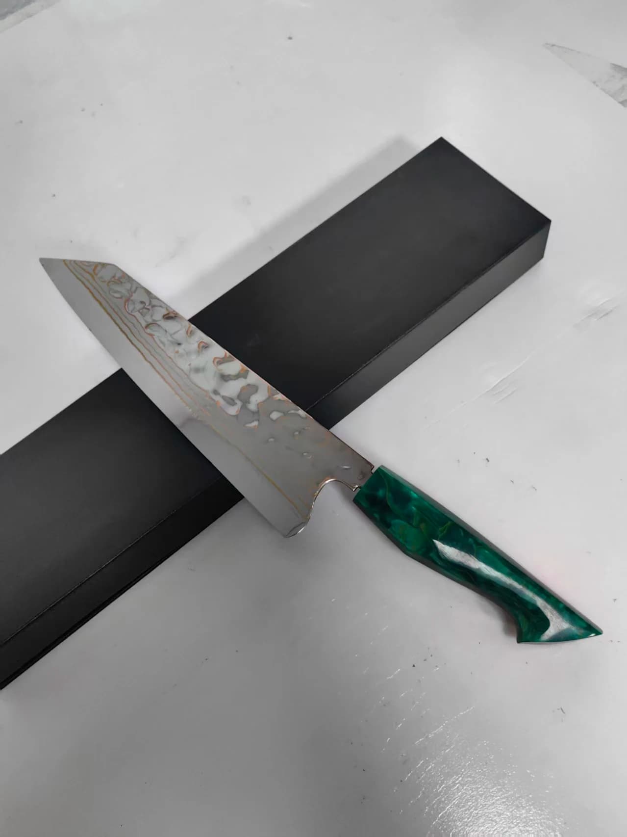 8.3 Inch Kiritsuke Knife Tricolour Copper Damasus Steel Blade Resin Handle Chef's Cleaver Slicing Handmade Forged Kitchen Knives