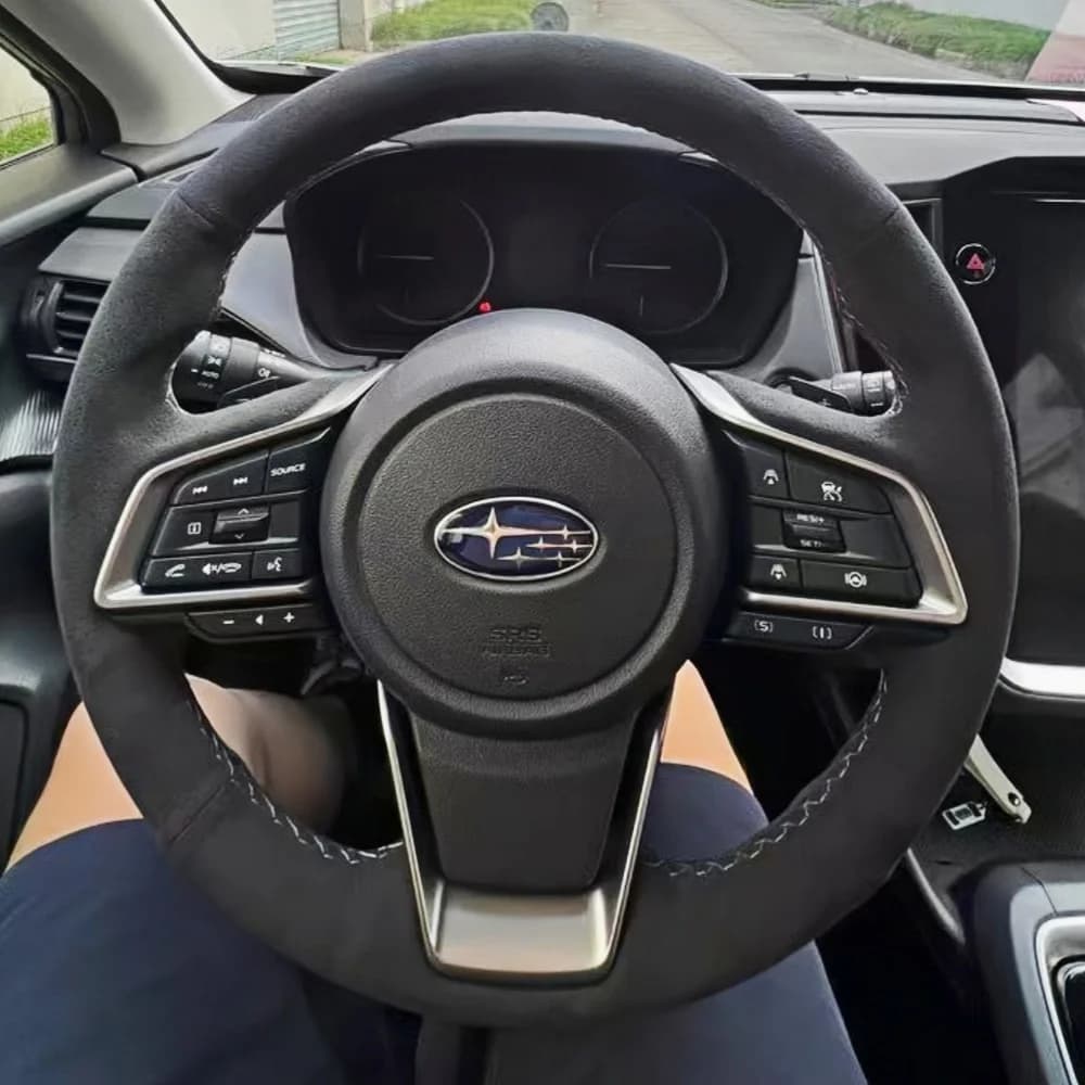 Personalizzazione Coprivolante per auto Accessori Cucito a mano Pelle scamosciata antiscivolo e morbida per Subaru Forester Ascent 2019
