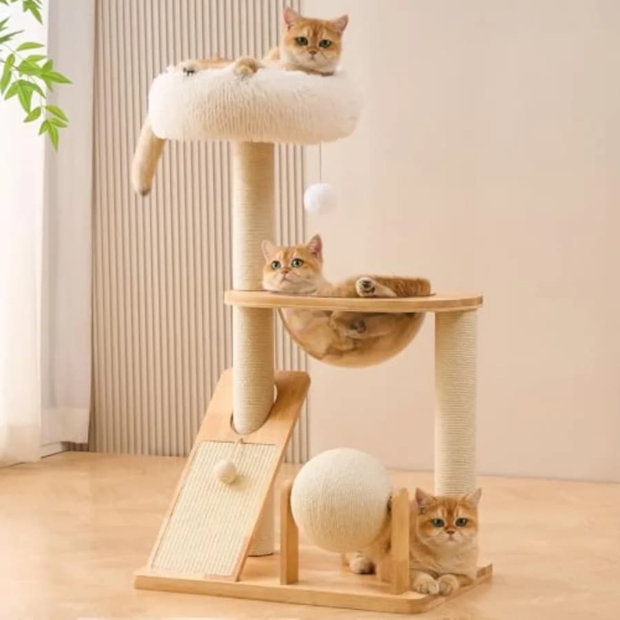 Torre per Gatti in Legno Massello, 96 cm di Altezza, con Tiragraffi e Palla, Design Moderno con Finitura in Legno Naturale e Area Relax