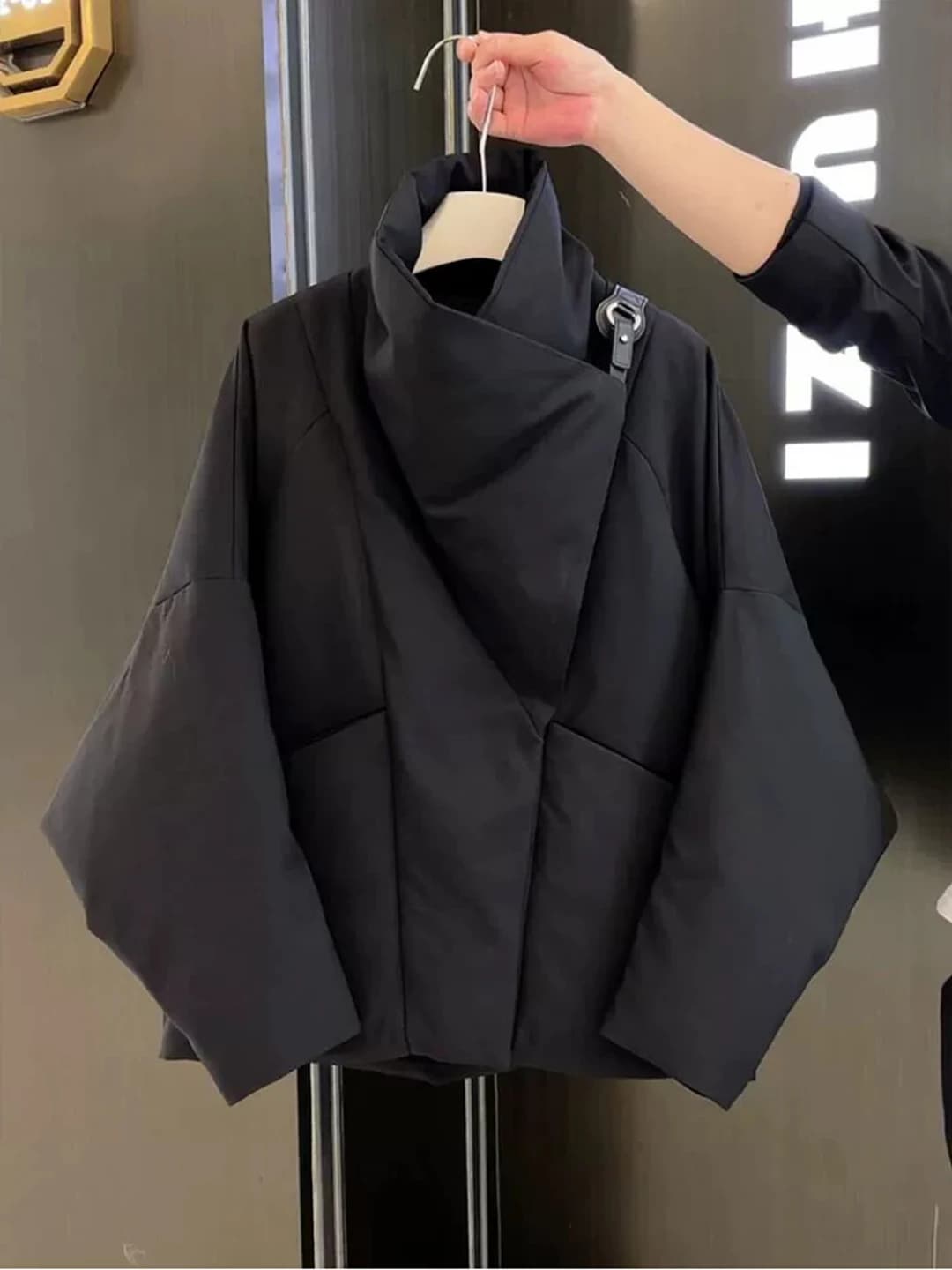 Elegant Black down Cotton Jacket Women's Winter plus Size Fashionable Short Style Comfortable Korean Version Button Detail