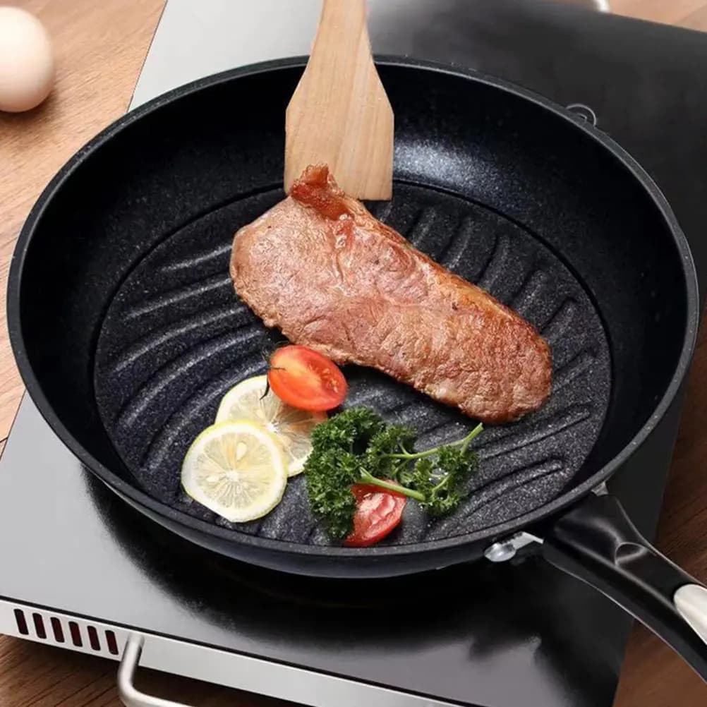 Anti-stick pan in Medical Stone with Flat Bottom, Easy to Clean, Without Oil, Uniform Distribution of Heat, Suitable Handle, for Breakfast