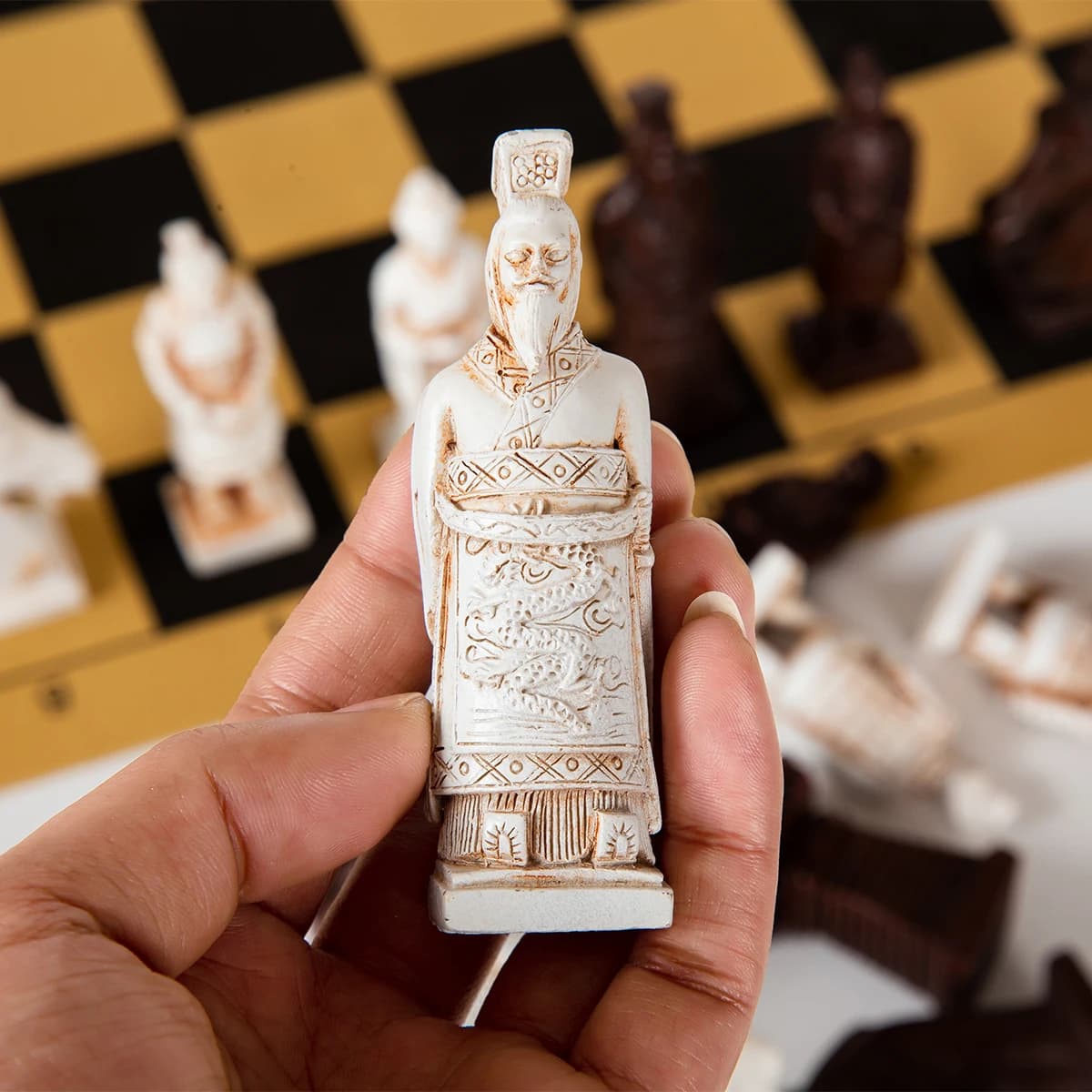 Chess Large chess creative three-dimensional Terra-cotta resin pieces deliberately made old treatment 43*43cm chessboard set