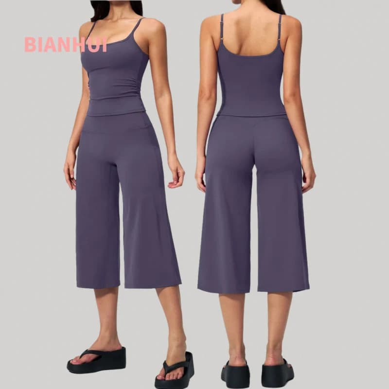 Completo yoga da donna 2 pezzi: Top sportivo e pantaloni capri a vita alta, ad asciugatura rapida, per allenamento e palestra