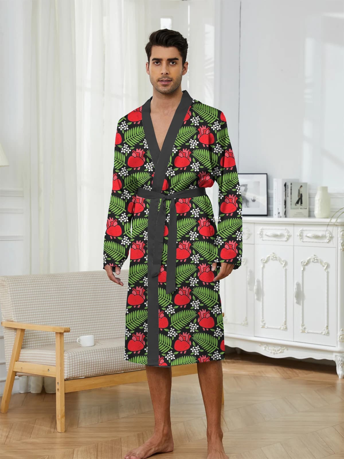 Modello a foglia di cuore stampato digitale da uomo su una camicia da notte da uomo, accappatoio da uomo alla moda e ad asciugatura rapida, casual e confortevole