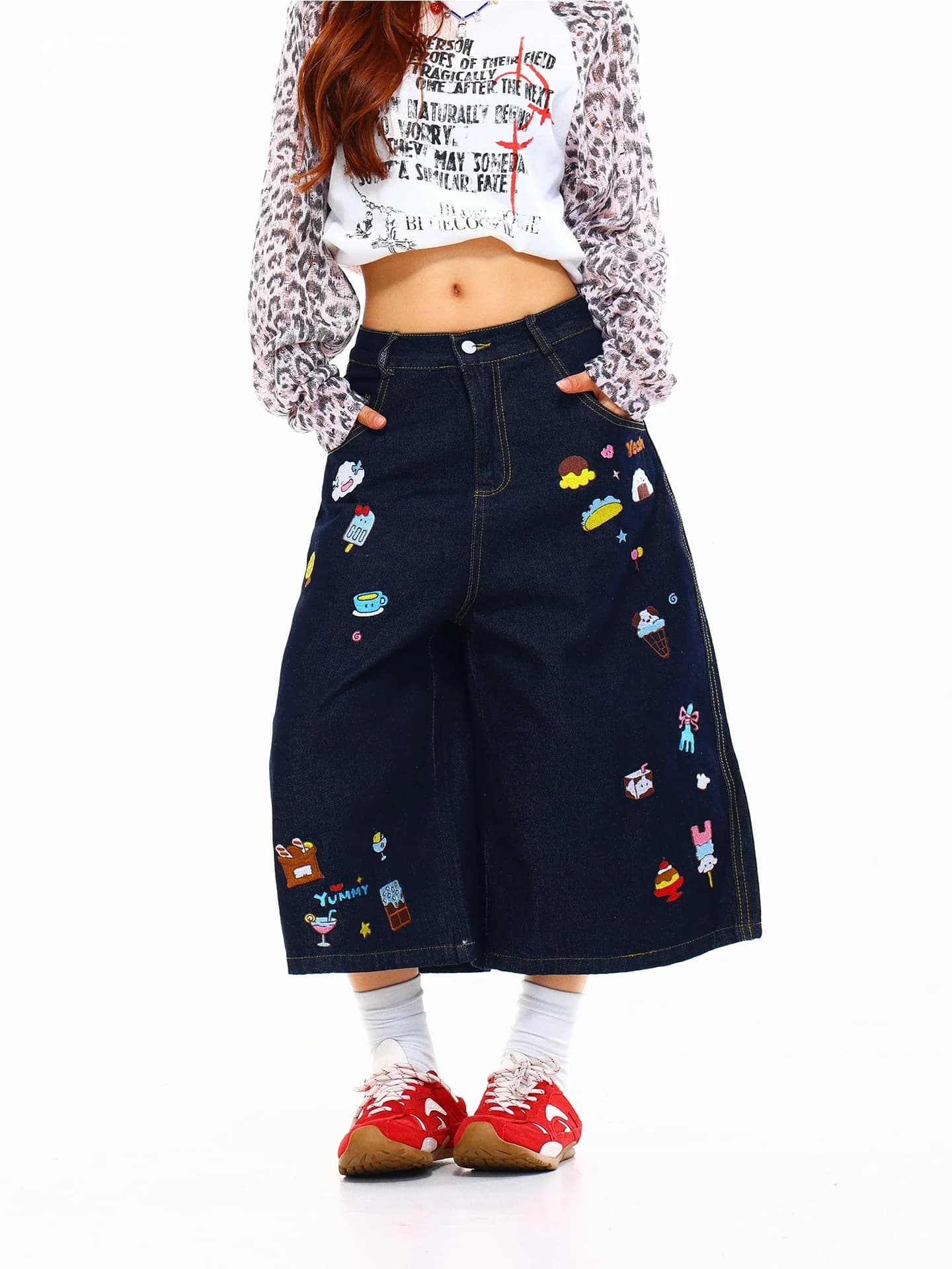 Jeans Ricamati Blu Chiaro Stile Americano a Vita Alta, Pantaloncini Larghi da Donna Estivi, Pantaloni a Tre Quarti Vintage di Tendenza