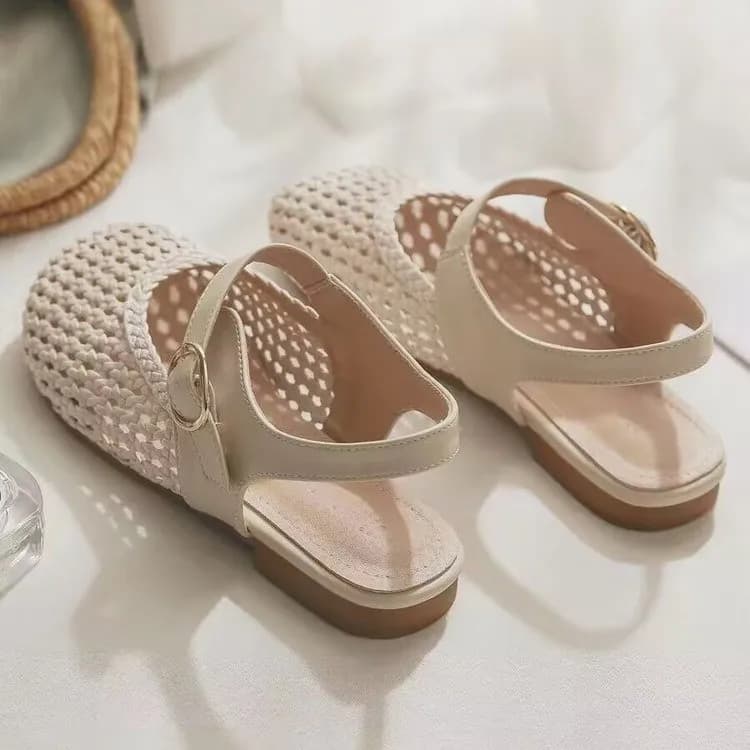 2026 Summer New Mary Jane Women’s Shoes, Hollow Woven Breathable Flat Closed-Toe Sandals for Skirts