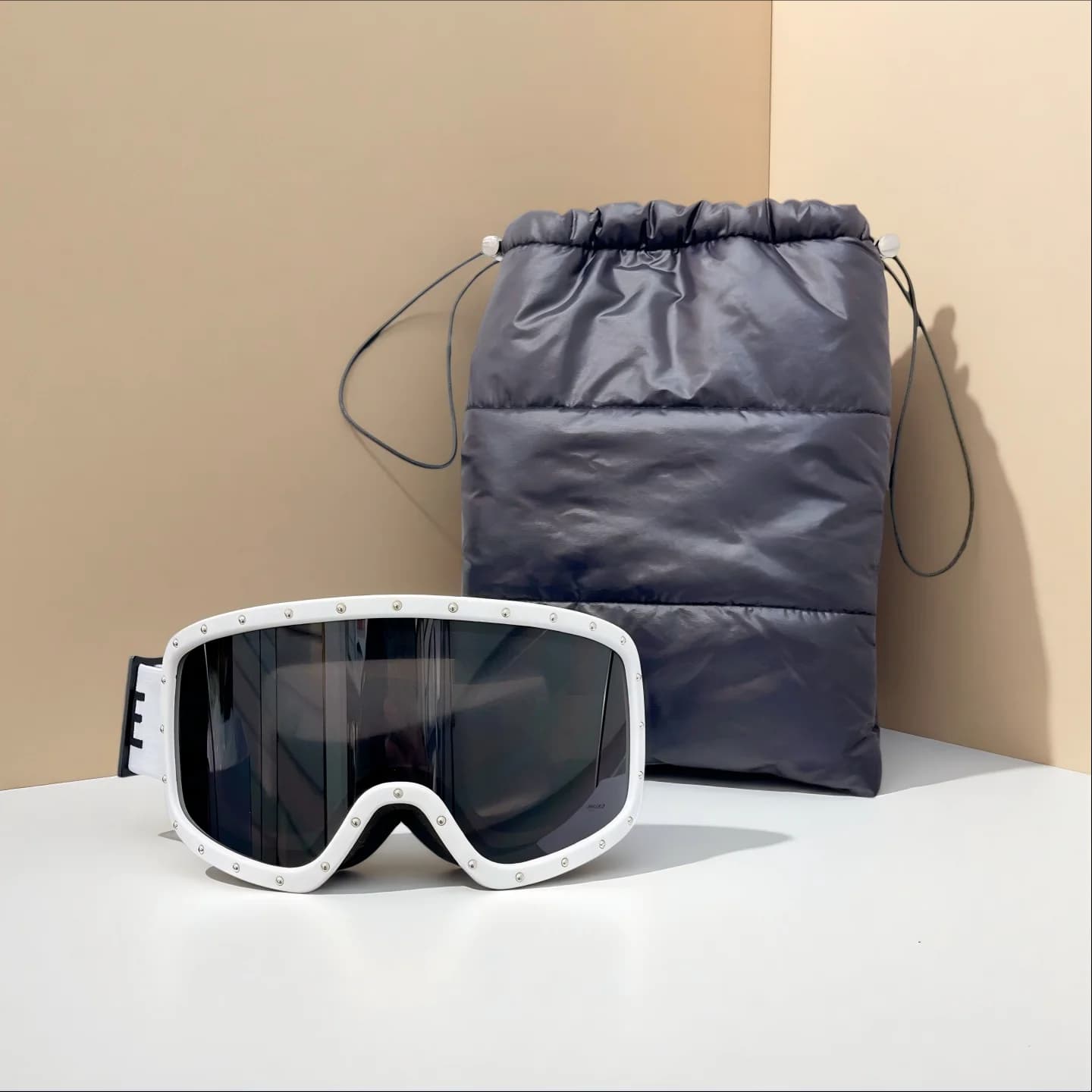 Luxury Men's and Women's Ski Goggles, Windproof, Anti-fog, UV Protection, Winter Outdoor Ski Equipment, Holiday Gift.