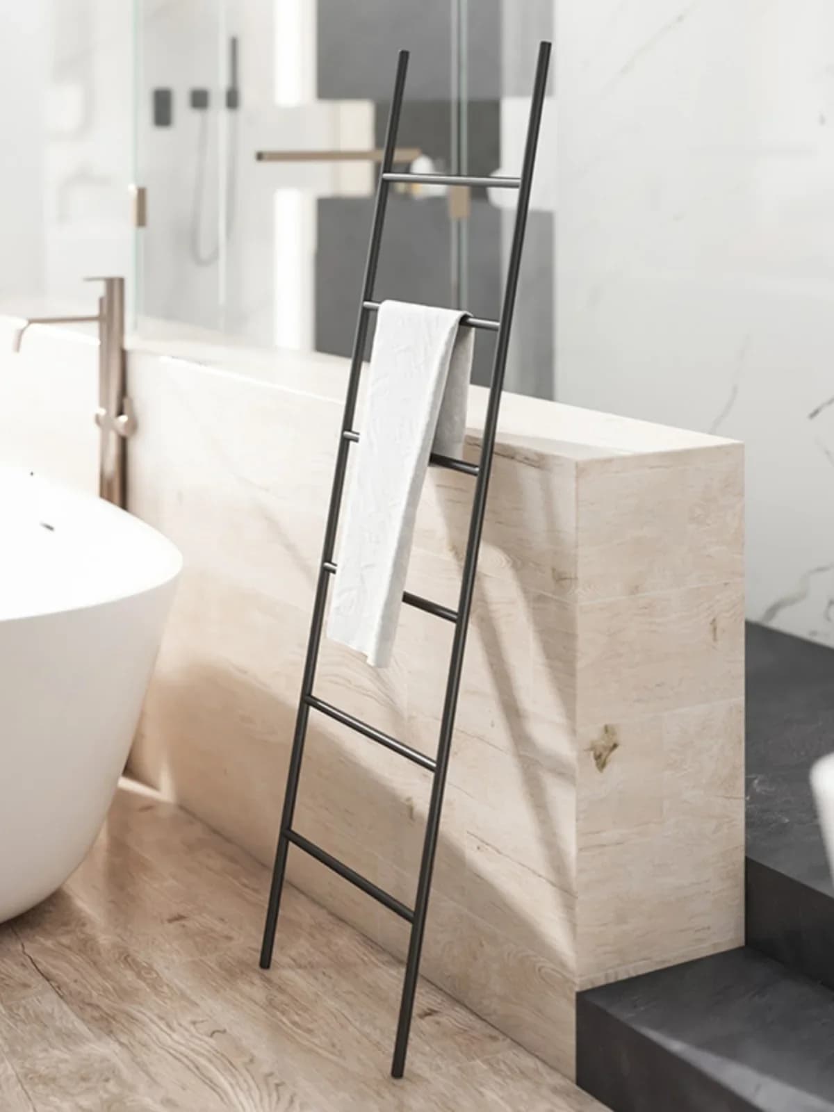 Nordic Bedroom Batoom Decorative Free-standing Clothes Hanger Creative Simple Trapezoidal Storage Towel Bath Towel Holder D931
