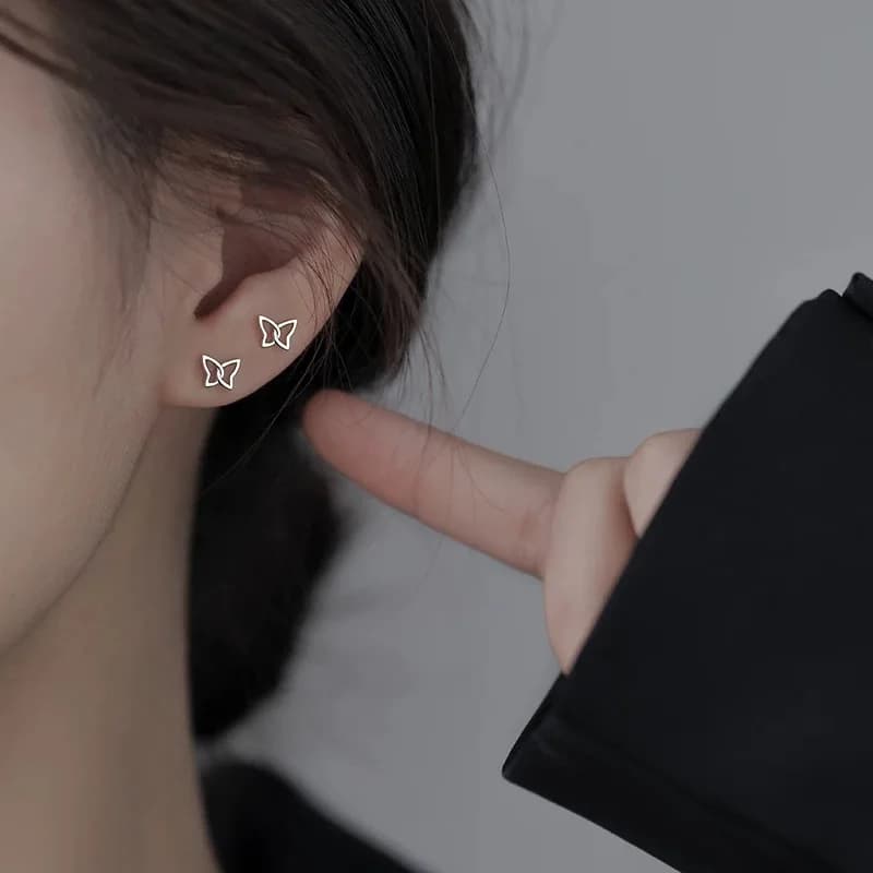 2026 New Arrival Bestseller Minimalist Designed Ear Cuffs, Premium Stylish Earrings