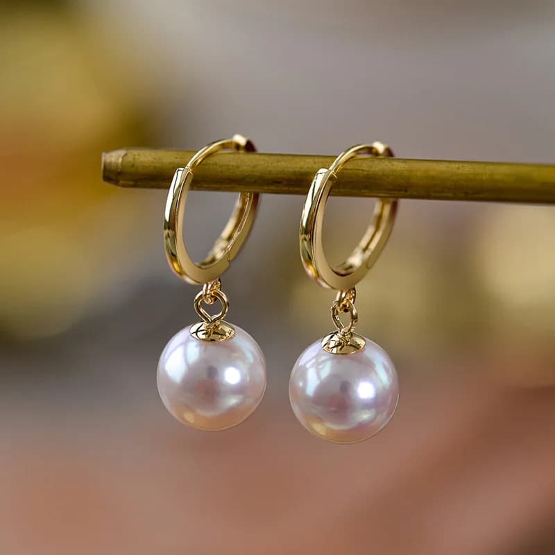 Orecchini a bulbo con perla Akoya, gioielli classici di lusso con perle d'acqua salata in oro 18 carati
