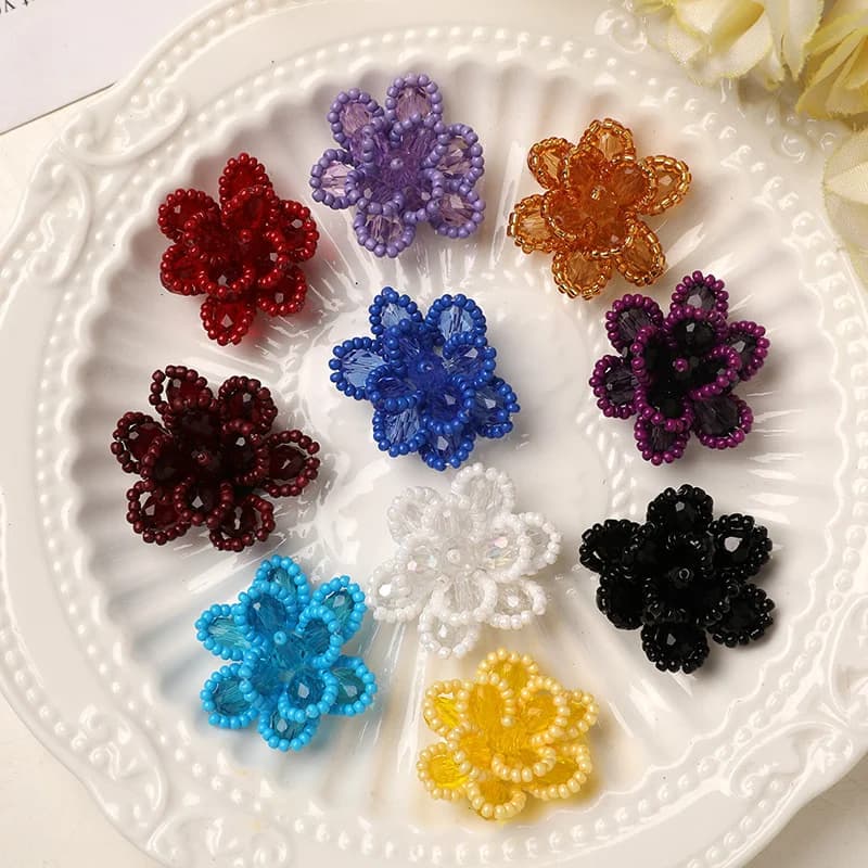 WFFNNKC 5Pcs Handmade Seed Bead Flower Appliques Crystal Beaded Flower Patches Hair Clip Brooch Earrings Jewelry Sewing Craft