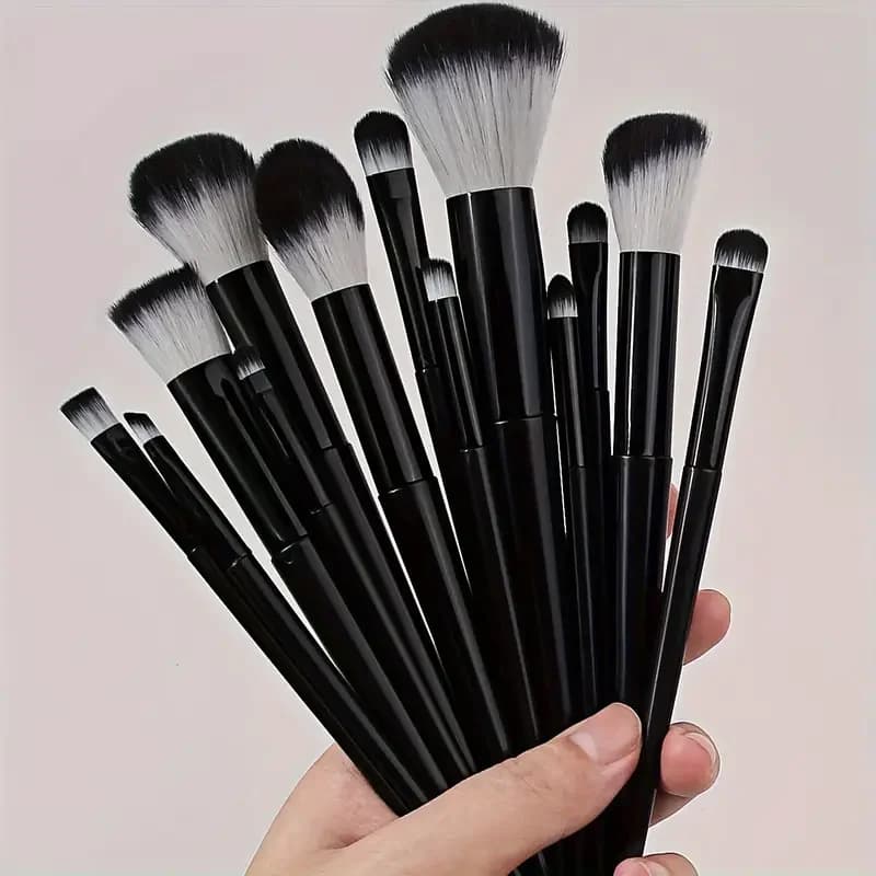 NUOVO set di pennelli per trucco da 13 pezzi, morbidi e soffici, per ombretto, fondotinta, fard, illuminante, correttore, strumento di bellezza femminile, regalo di Natale