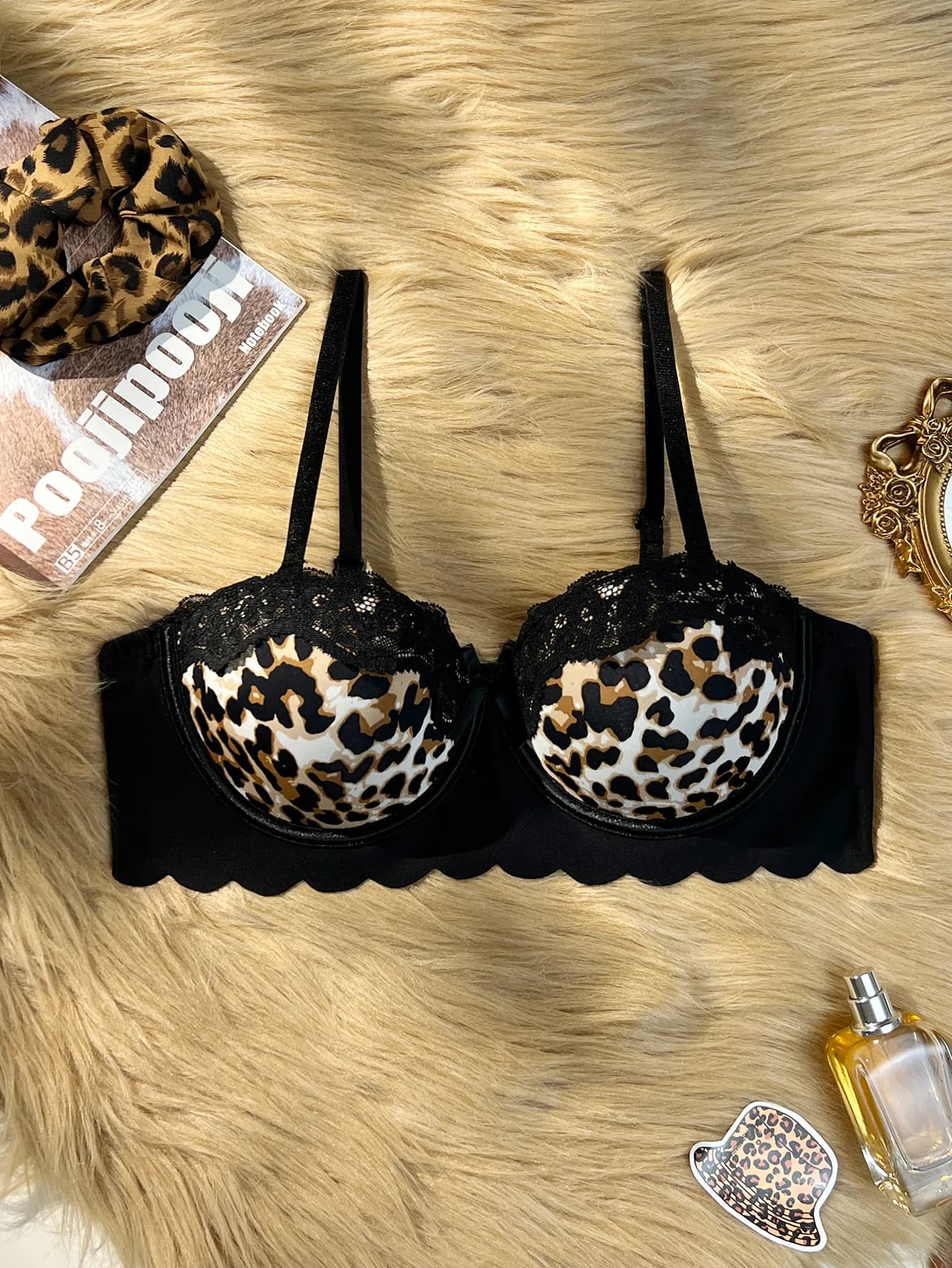 Reggiseno Leopardato con Pizzo, Coppa Sottile, Ferretto e Push-Up, Comfort Quotidiano, Bordo Ondulato, Lingerie Donna