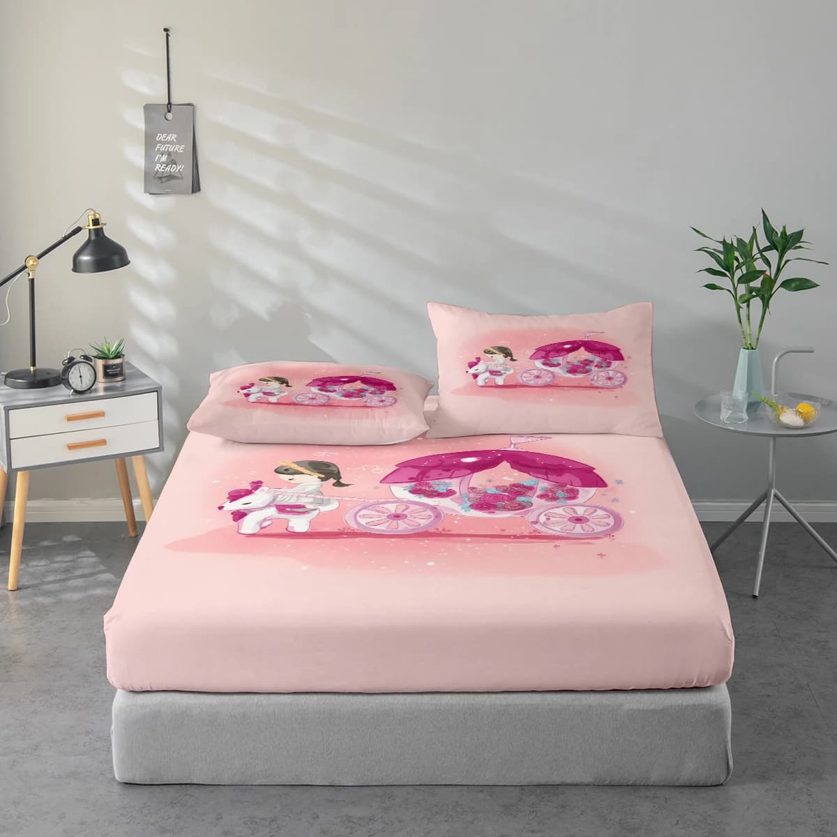 Set di Lenzuola con Stampa di Ragazza Carina che Cavalca un Unicorno con un Carretto di Fiori, Protezione Materasso e Federa Combinati Set di Lenzuola Stampate ad Alta Definizione Include 1 Lenzuolo + 1 o 2 Federe (60*100cm e 72*132cm per 1 Federa, il Resto delle Misure per 2 Federe). Adatto per Camera da Letto e Camera degli Ospiti, Biancheria da Letto in Fibra di Poliestere Ultra-Morbida, Lavabile in Lavatrice, Utilizzabile in Tutte le Stagioni